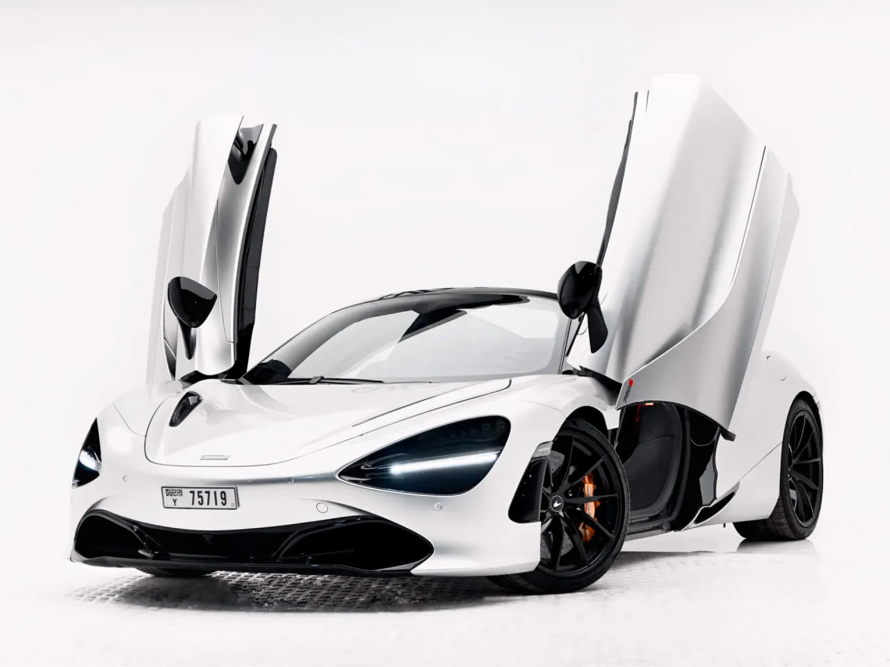 McLaren 720S Rental Dubai McLaren 720S rental Dubai | Aura Car Rental